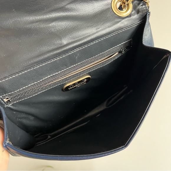 Vintage DI BENITO Quilted Leather Flap
Front Convertible Shoulder Bag Blue - Picture 7 of 14